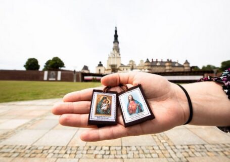 Szkaplerz karmelitański