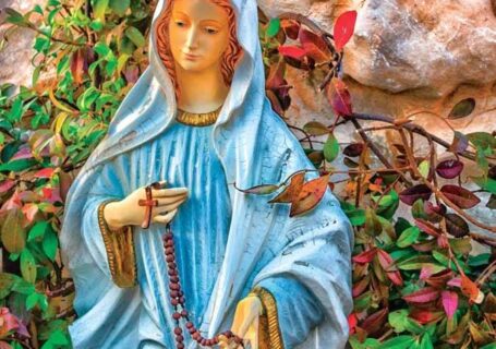 Matka Boża różańcowa